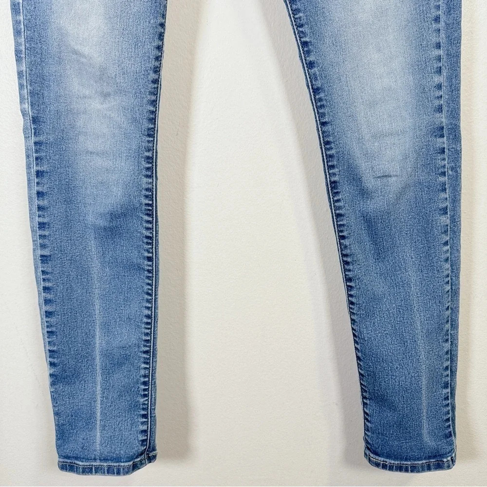 Levi's 311 Shaping Skinny Medium Wash Jeans - Picture 7 of 16